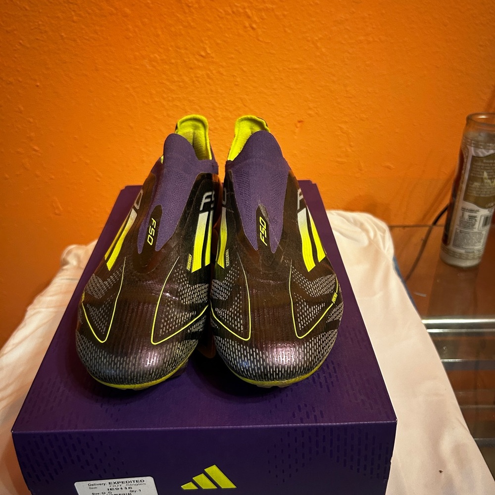 Selling all these cleats in bulk all in super great condition